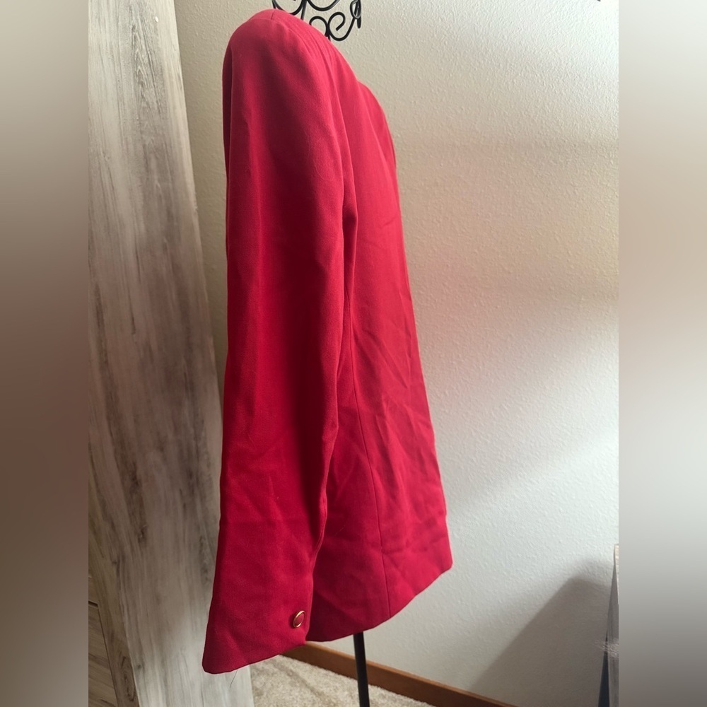 Preswick & Moore Deep Red Wool Blazer with matching skirt - Picture 5 of 16